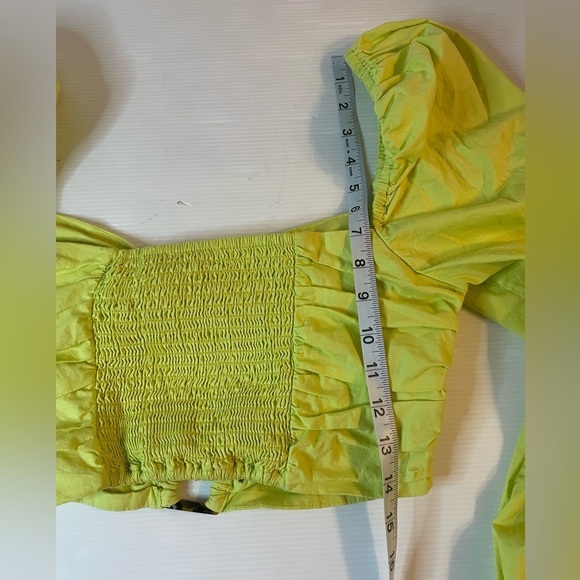 Lovers and Friends Delilah Crop Long Sleeve Lime Green Top Size Medium - Picture 9 of 9